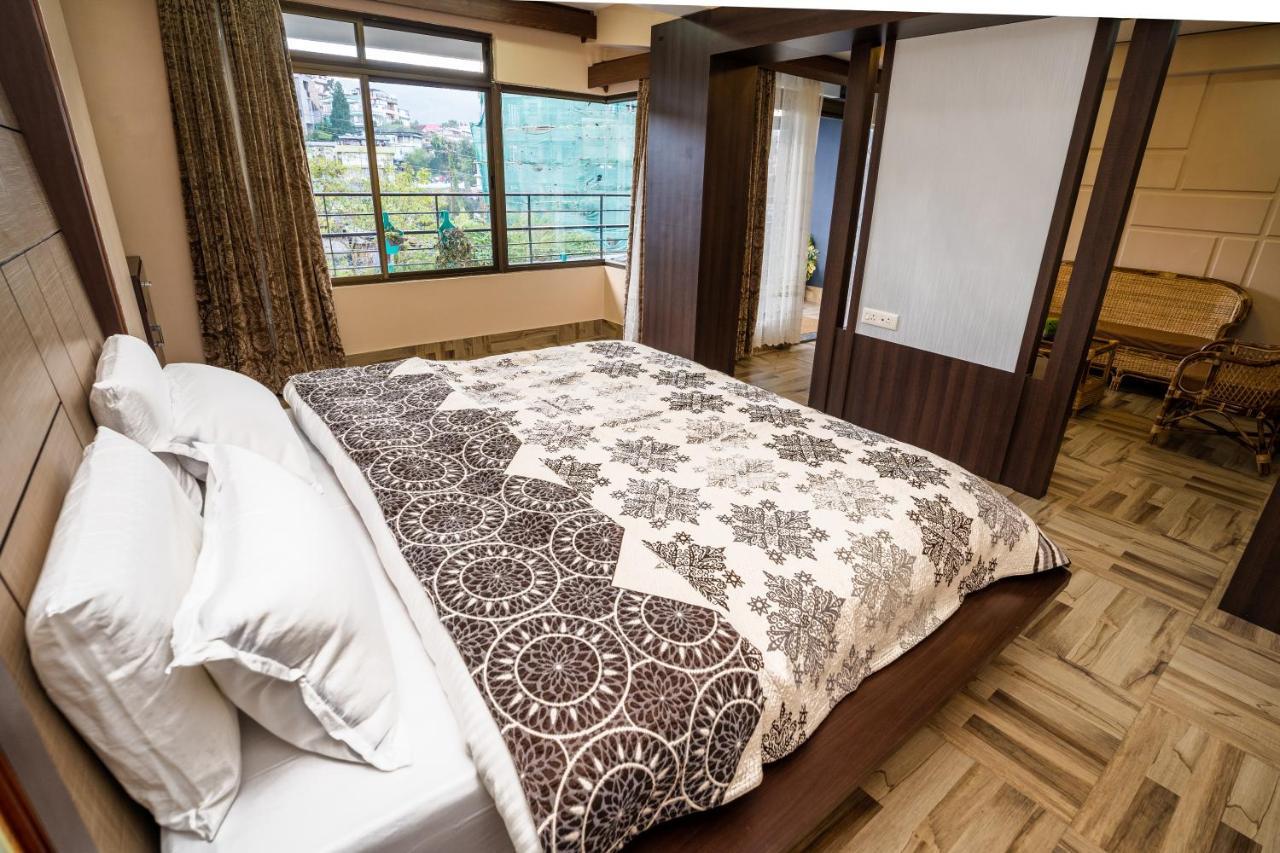 East Land Bed & Breakfast Shillong Esterno foto